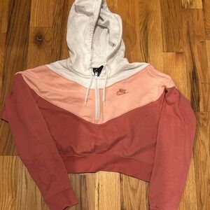 Nike Women's Pink and White cropped hoodie